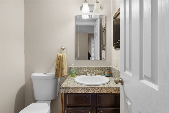 909 Westview Street, Bryan, TX 77802