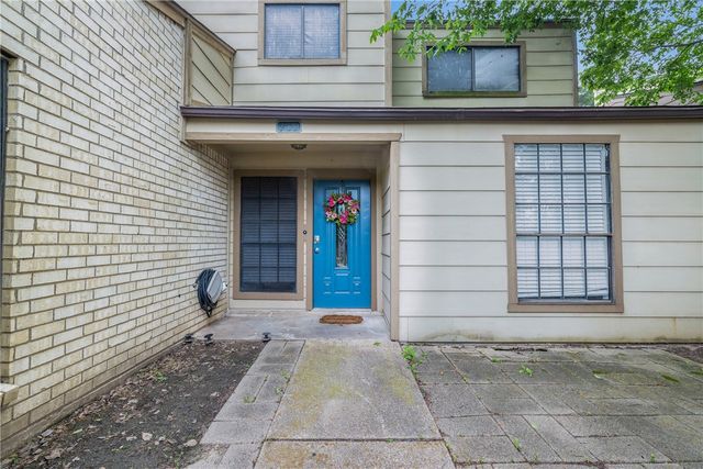 909 Westview Street, Bryan, TX 77802