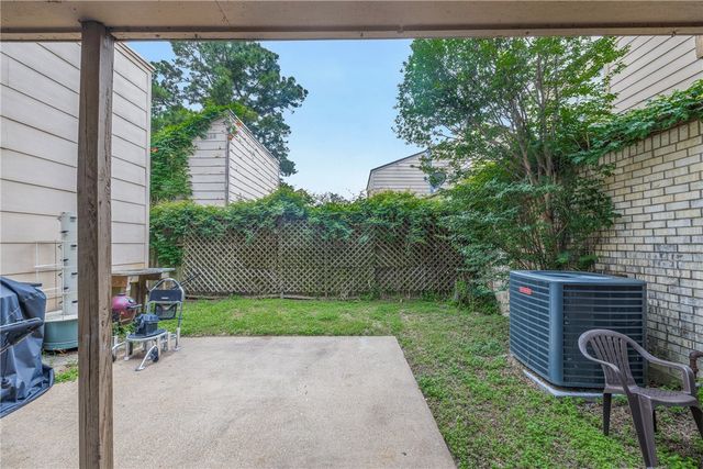 909 Westview Street, Bryan, TX 77802