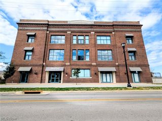 401 W SHORELINE Drive 244, Sandusky, OH 44870