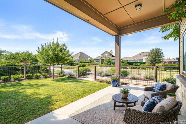 8713 STACKSTONE, Schertz, TX 78154