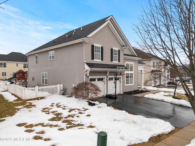 21 Dahlia Court, Piscataway Twp, NJ 08854