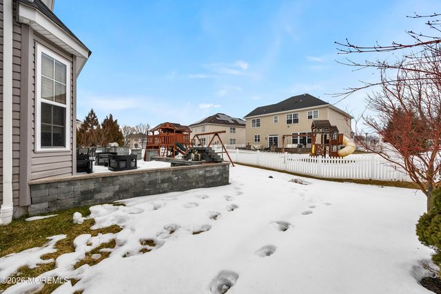 21 Dahlia Court, Piscataway Twp, NJ 08854