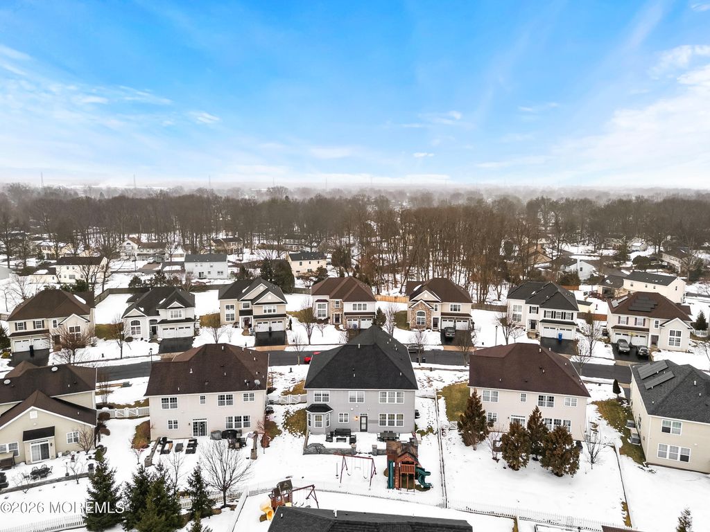 21 Dahlia Court, Piscataway Twp, NJ 08854