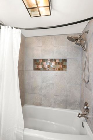 21 Vaughns Gap Rd Apt 16, Nashville, TN 37205