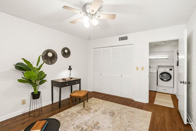 21 Vaughns Gap Rd Apt 16, Nashville, TN 37205