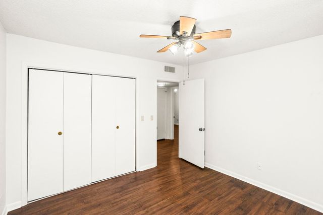 21 Vaughns Gap Rd Apt 16, Nashville, TN 37205