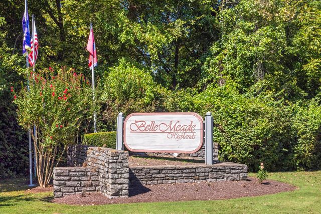 21 Vaughns Gap Rd Apt 16, Nashville, TN 37205