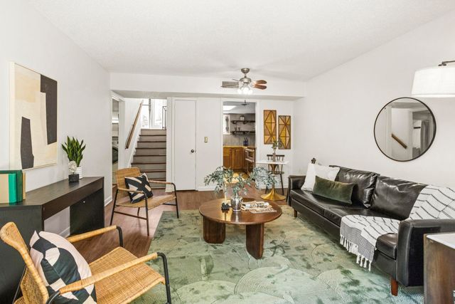 21 Vaughns Gap Rd Apt 16, Nashville, TN 37205