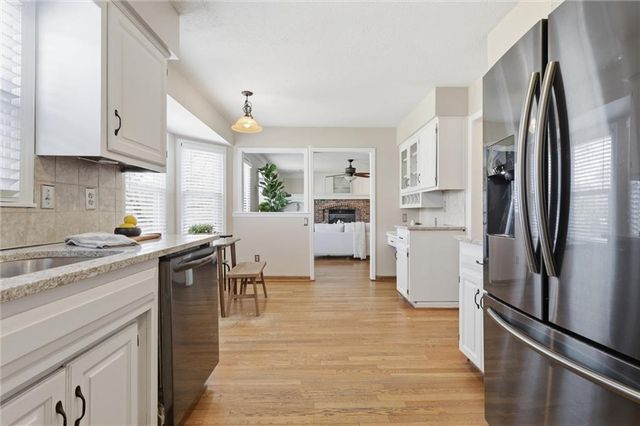 8014 Hall Street, Lenexa, KS 66219