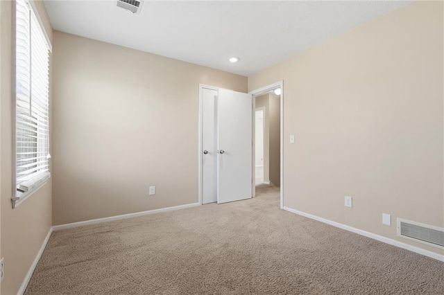 8014 Hall Street, Lenexa, KS 66219