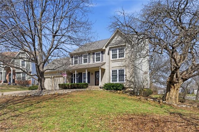 8014 Hall Street, Lenexa, KS 66219