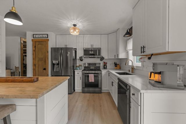 13431 Gleason Road, Fabius Twp, MI 49093