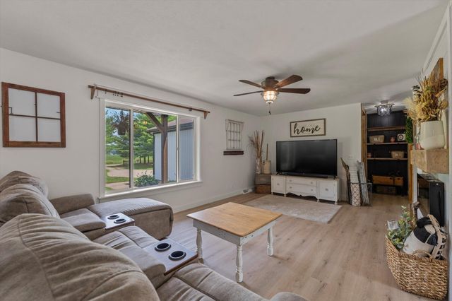 13431 Gleason Road, Fabius Twp, MI 49093