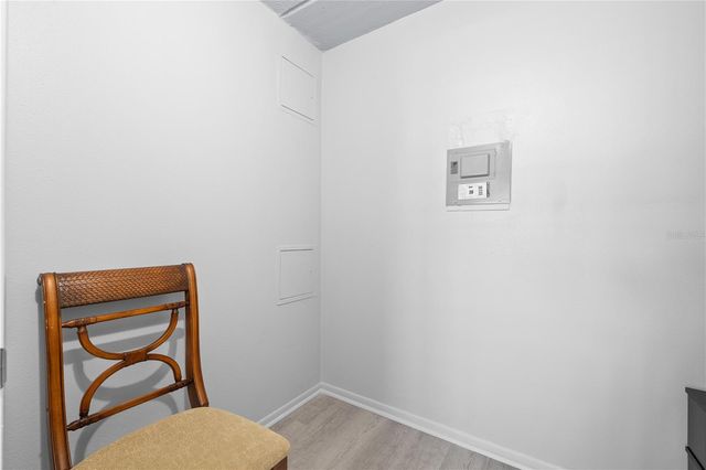 11720 PARK BOULEVARD 302, Seminole, FL 33772