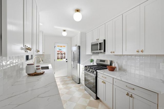 5294 Triana Street, San Diego, CA 92117