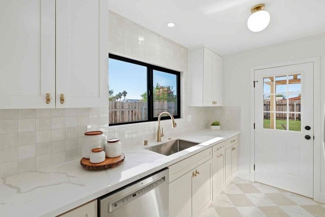 5294 Triana Street, San Diego, CA 92117