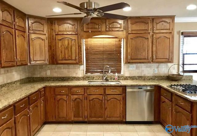 2126 Mary Jane Drive, Southside, AL 35907