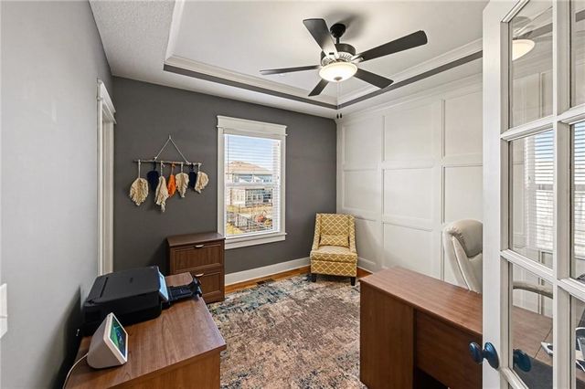 16538 S Lichtenauer Drive, Olathe, KS 66062