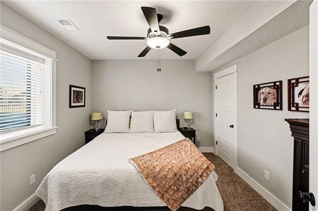 16538 S Lichtenauer Drive, Olathe, KS 66062