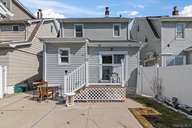 93-22 245th Street, Floral Park, NY 11001