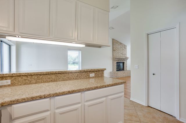 5600 Matlock Road, Granbury, TX 76049