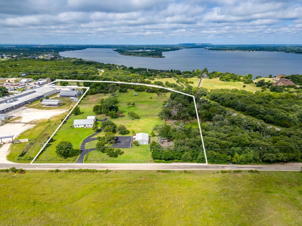 5600 Matlock Road, Granbury, TX 76049