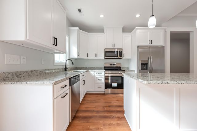 1047 Barberry RD, Floyd, VA 24091