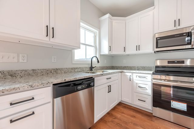 1047 Barberry RD, Floyd, VA 24091