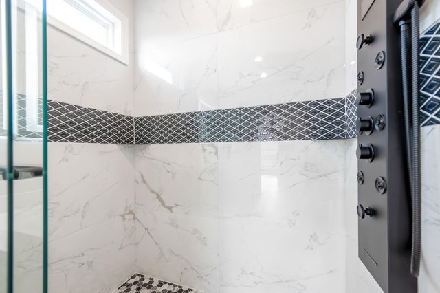 1047 Barberry RD, Floyd, VA 24091