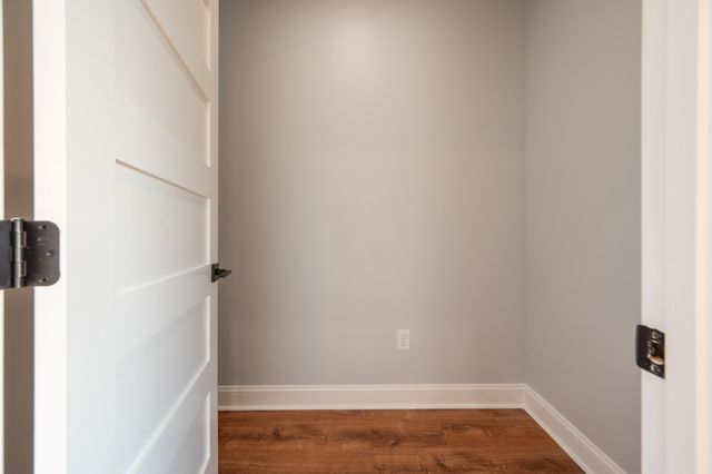 1047 Barberry RD, Floyd, VA 24091