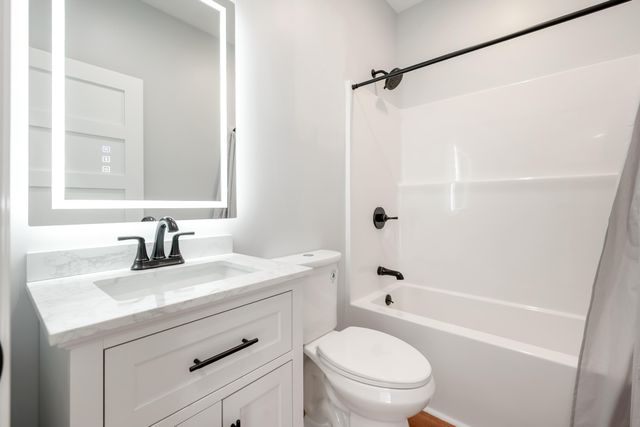 1047 Barberry RD, Floyd, VA 24091