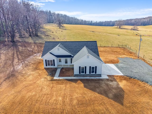 1047 Barberry RD, Floyd, VA 24091