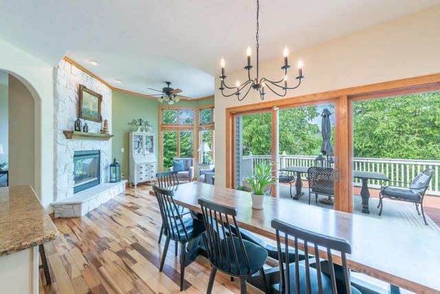 10151 48th AVENUE, Pleasant Prairie, WI 53158