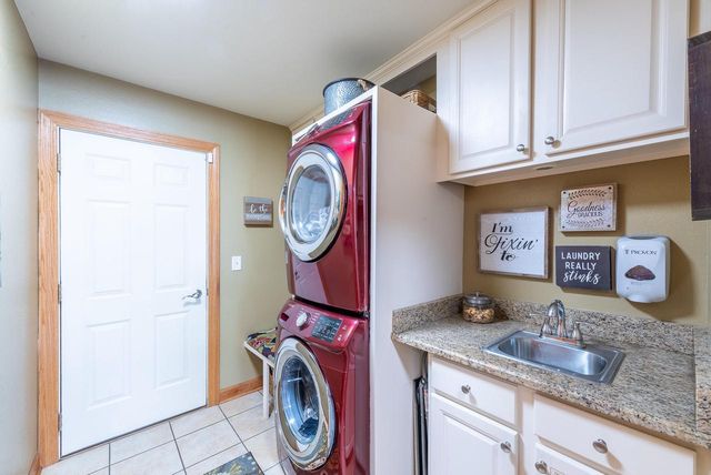 10151 48th AVENUE, Pleasant Prairie, WI 53158