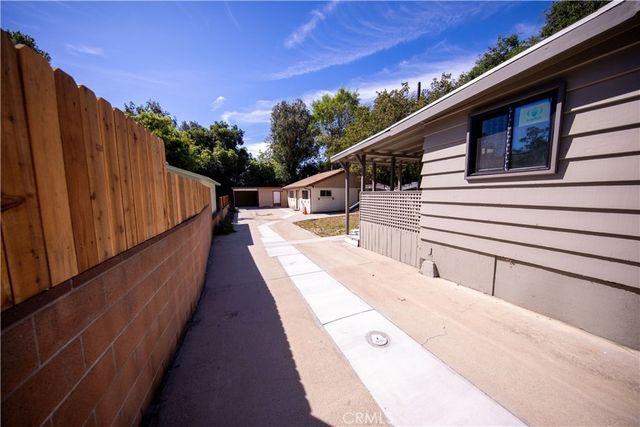 600 E Sierra Madre, Sierra Madre, CA 91024