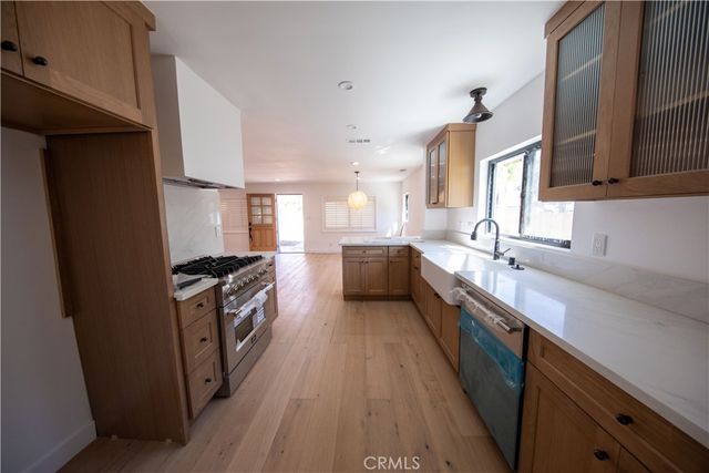 600 E Sierra Madre, Sierra Madre, CA 91024