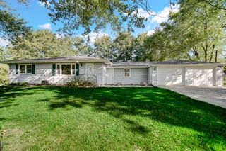 545 W Fatima Street, Valparaiso, IN 46385