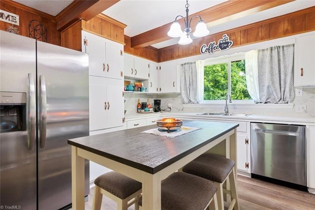 406 Old Liberty Road, Asheboro, NC 27203