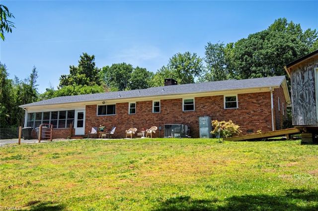 406 Old Liberty Road, Asheboro, NC 27203