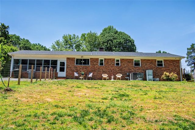 406 Old Liberty Road, Asheboro, NC 27203