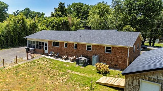 406 Old Liberty Road, Asheboro, NC 27203