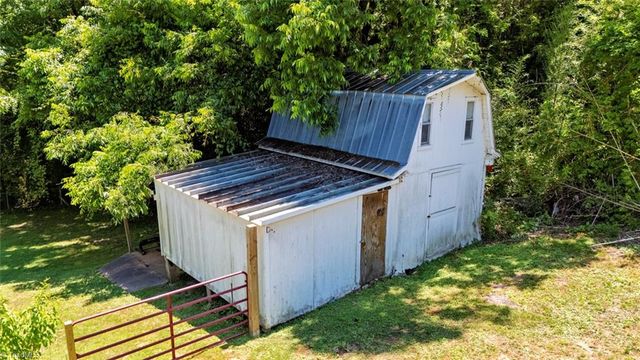 406 Old Liberty Road, Asheboro, NC 27203