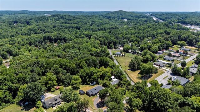 406 Old Liberty Road, Asheboro, NC 27203
