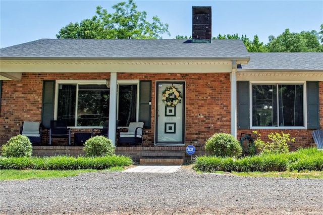 406 Old Liberty Road, Asheboro, NC 27203