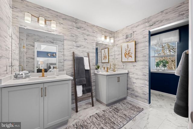 112 FORAGERS LN, Kennett Square, PA 19348