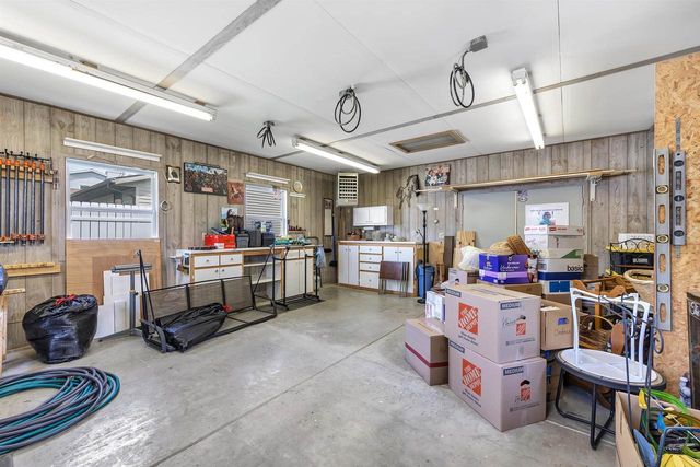2152 WOODCREST DRIVE, Green Bay, WI 54304