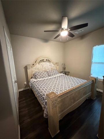 8150 Sharondale Drive, Houston, TX 77033
