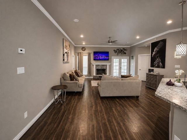 8150 Sharondale Drive, Houston, TX 77033