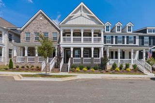909 Braidwood Ln, Franklin, TN 37064